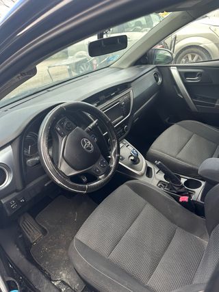 Toyota Auris 2013