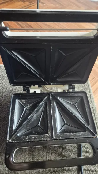 Sandwichera Valira 2