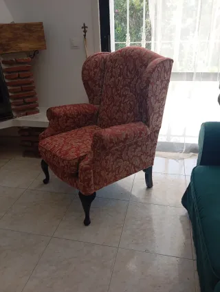 Sillón Orejero Clásico Tapizado