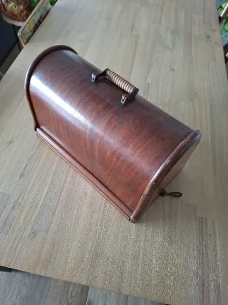 Máquina de coser Singer modelo 27