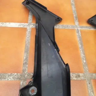 Tapas Laterales Honda CBR 125R