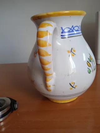 Jarra de cerámica Talavera Carne