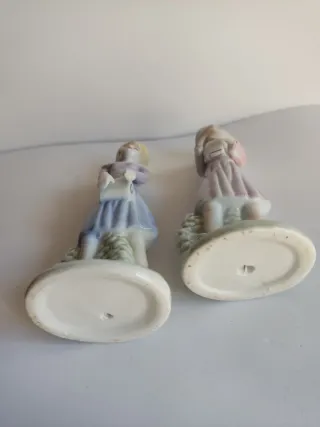 Figuras porcelana niñas con libro antiguas