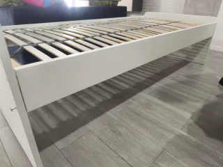 Cama individual SLAKT Ikea blanca