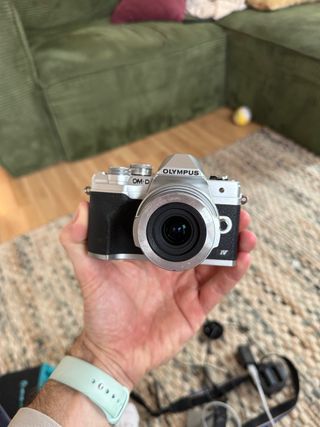 Olympus OM-D E-M10 Mark IV cámara mirrorless