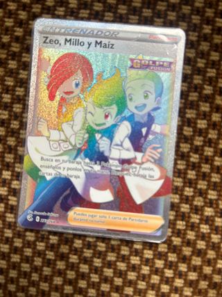 Carta Pokémon Entrenador Zeo, Millo y Maíz