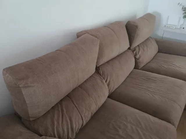 Sofá más Chaise longe.