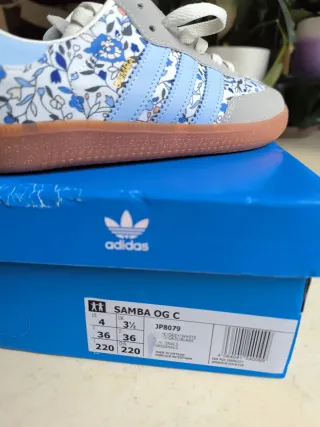 Zapatillas Adidas Niña Beige y Azul