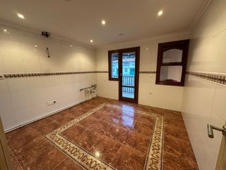 Piso de tres habitaciones 130 m2