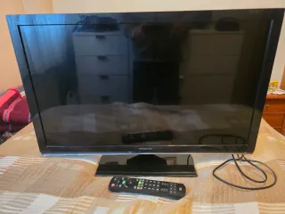 TV Panasonic 32 HD con mando
