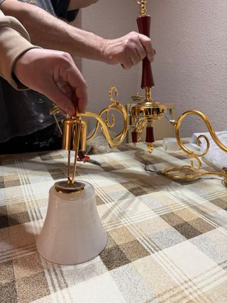 Lámpara araña 5 brazos metal y madera