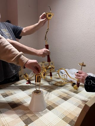 Lámpara araña 5 brazos metal y madera