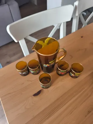 Jarra y 6 Vasos Vintage Ámbar