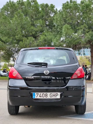 Nissan Tiida 2008