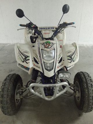 Suzuki LTZ 400 Quad Blanco