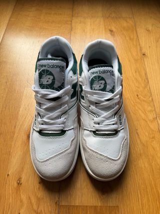 New Balance 550.