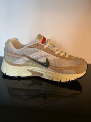 Zapatillas Nike Beige y Verde