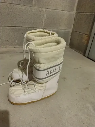 Stivali da neve bianchi taglia 35/37