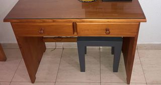 Escritorio madera y cristal