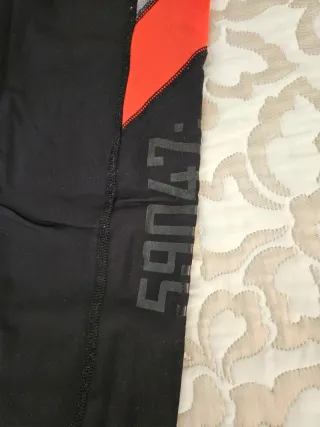 Mallas Gimnasio Mujer Negro y Rojo