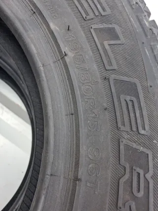 Neumáticos 195 R 15