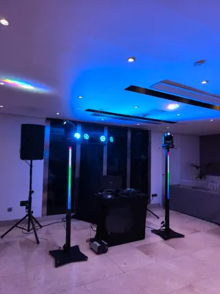 Eventos DJ quinceaños bodas comuniones