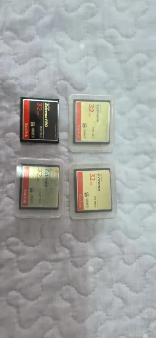 Cámara Nikon D810 + Accesorios