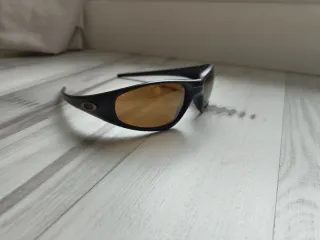 Gafas Oakley Negras Marrones