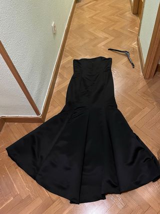 Vestido Negro con Flores Verdes Talla 42/44