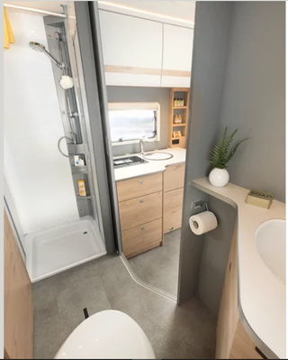 Alquiler autocaravana Dethleffs en Barcelona