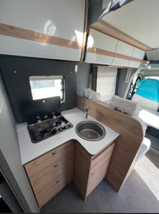 Alquiler autocaravana Dethleffs en Barcelona