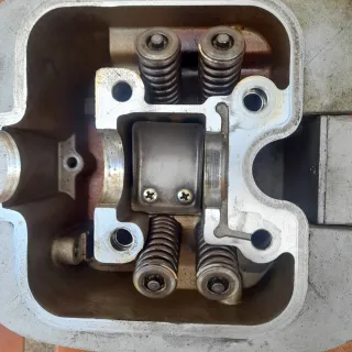 Culata Daelim Daystar Inyección