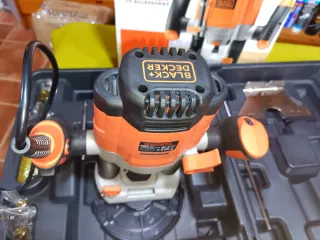 Fresadora Black+Decker nueva (Averiada)
