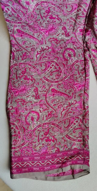 Pantalón de seda estampado