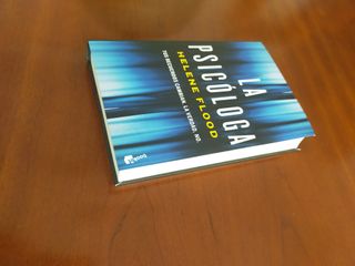 Libro - La psicóloga de Helene Flood