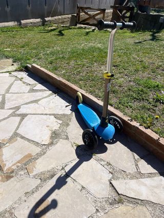 Patinete 3 Ruedas Azul Nuevo