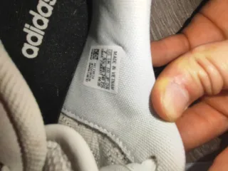 Adidas Breaknet Talla 38 y 1/3 Blancas y negras.