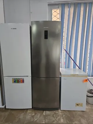 Nevera Daewoo y Congelador