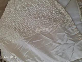 Elegante coperta bianca