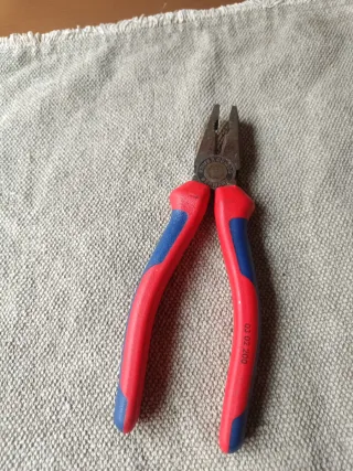 Alicates Knipex 03 02 200
