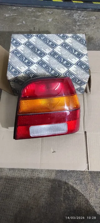 Piloto trasero derecho VW Polo MK2