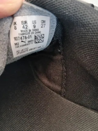 Botas de fútbol Puma multitacos Talla 42