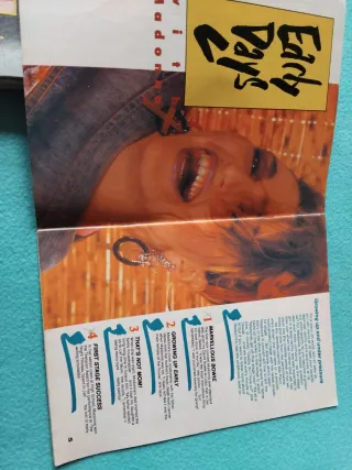 Madonna pequeña revista en ingles