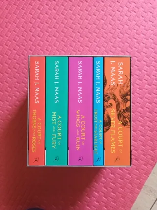 A Court Of Thorns And Roses Paperback Box Set