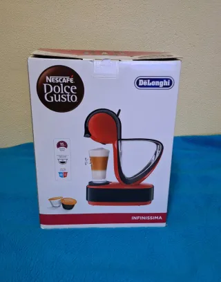 Cafetera DeLonghi Dolce Gusto Roja