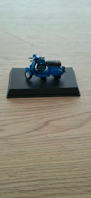 Vespa 90SS (1965) Scala 1/64