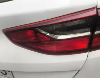 Piloto Trasero Derecho Portón KIA Ceed 2019