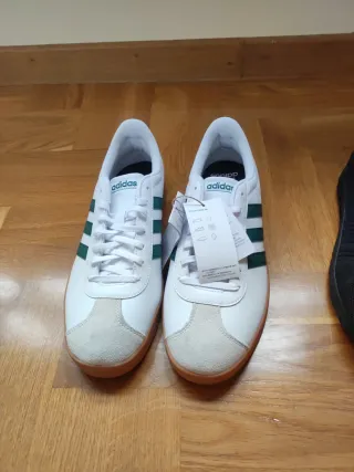 Pack Zapatillas Adidas y tommy