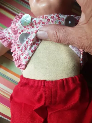 Muñeco antiguo de tela y  terracota