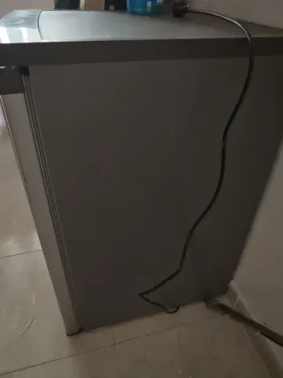 Frigorífico Svan plateado